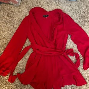 Blue Blush red long sleeve romper size Medium